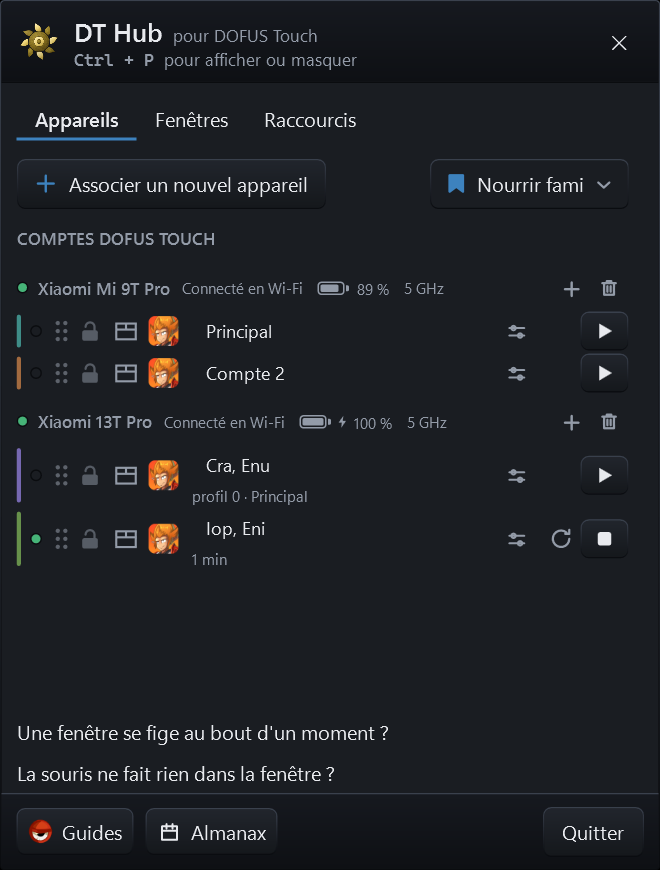Le panneau, deux téléphones et leurs quatre comptes
